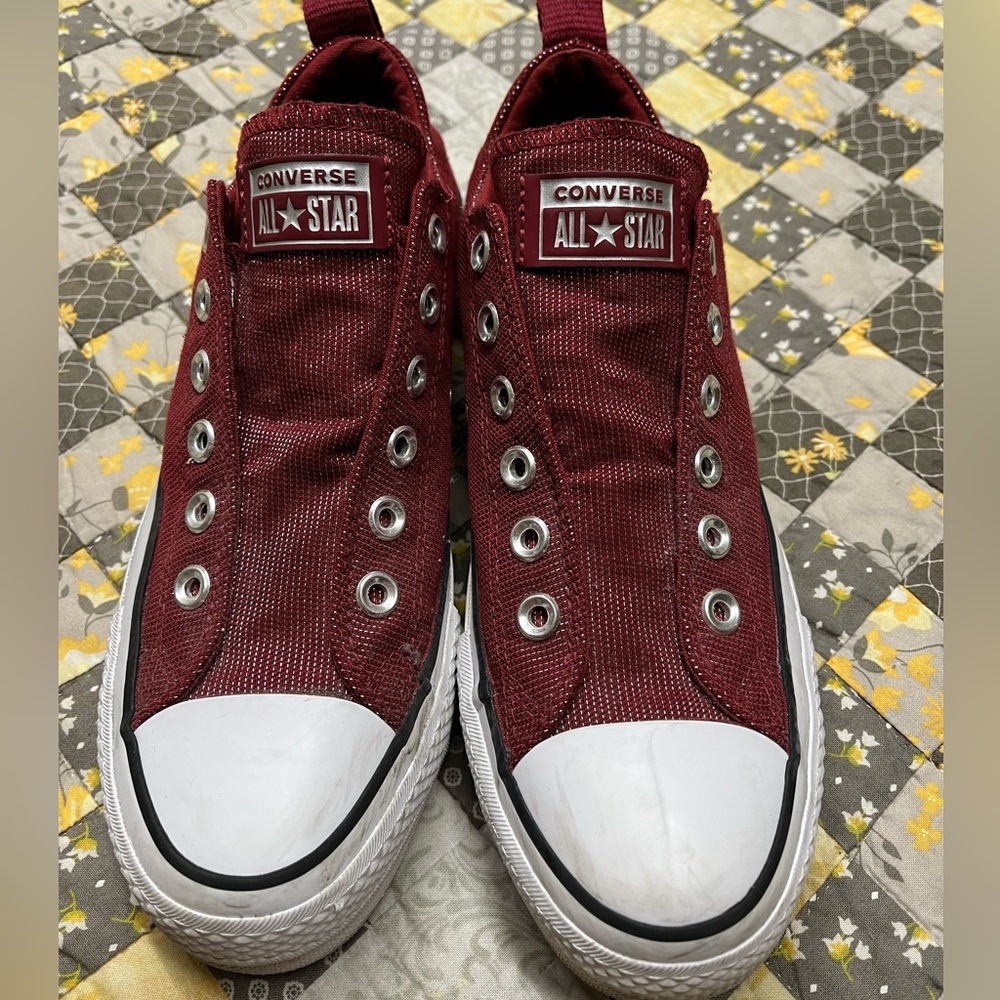Converse All Star shoes. Slip on. No laces. Size 7.5.